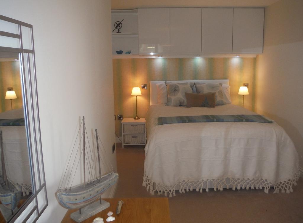 Old Templars Cottage Spittal  Room photo